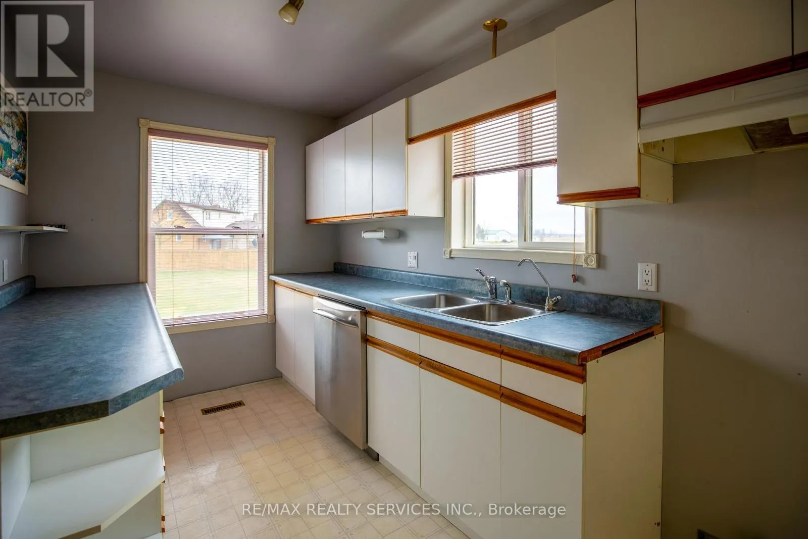 754328 HWY 53 ROAD