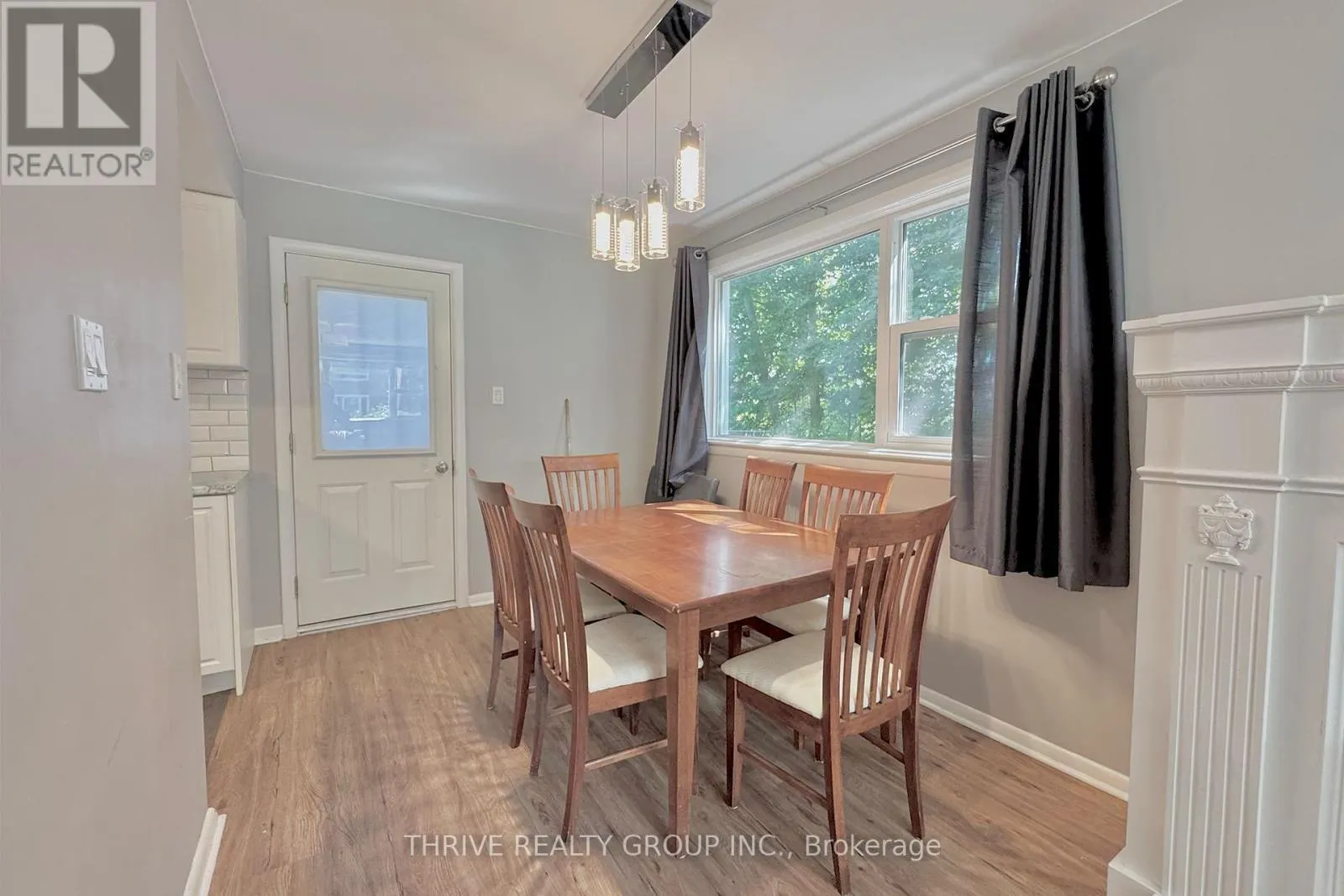 201 BARRY PLACE