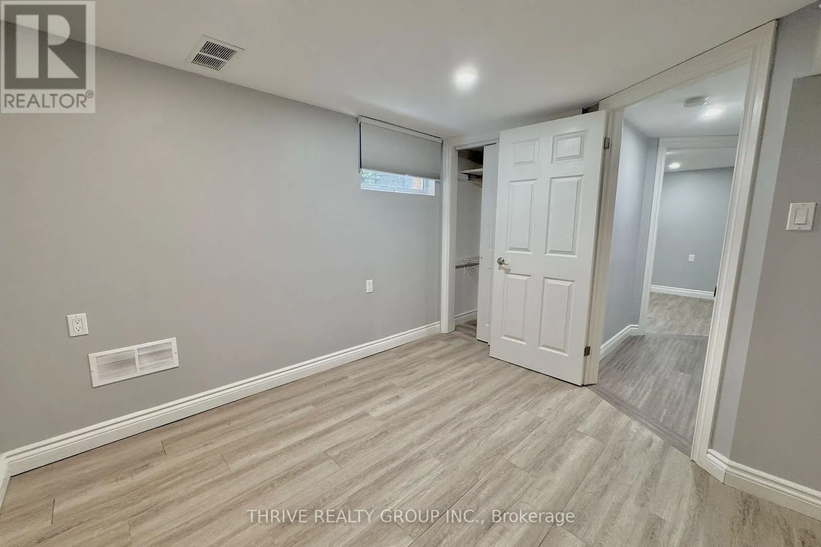 201 BARRY PLACE