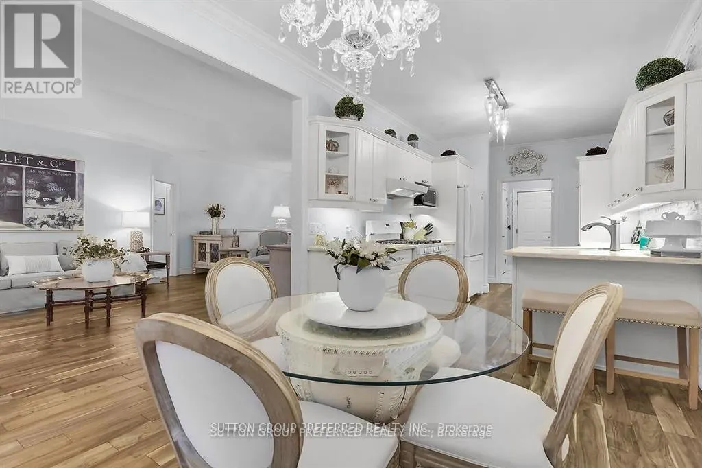 6 - 398 OLD RIVERSIDE DRIVE, #6