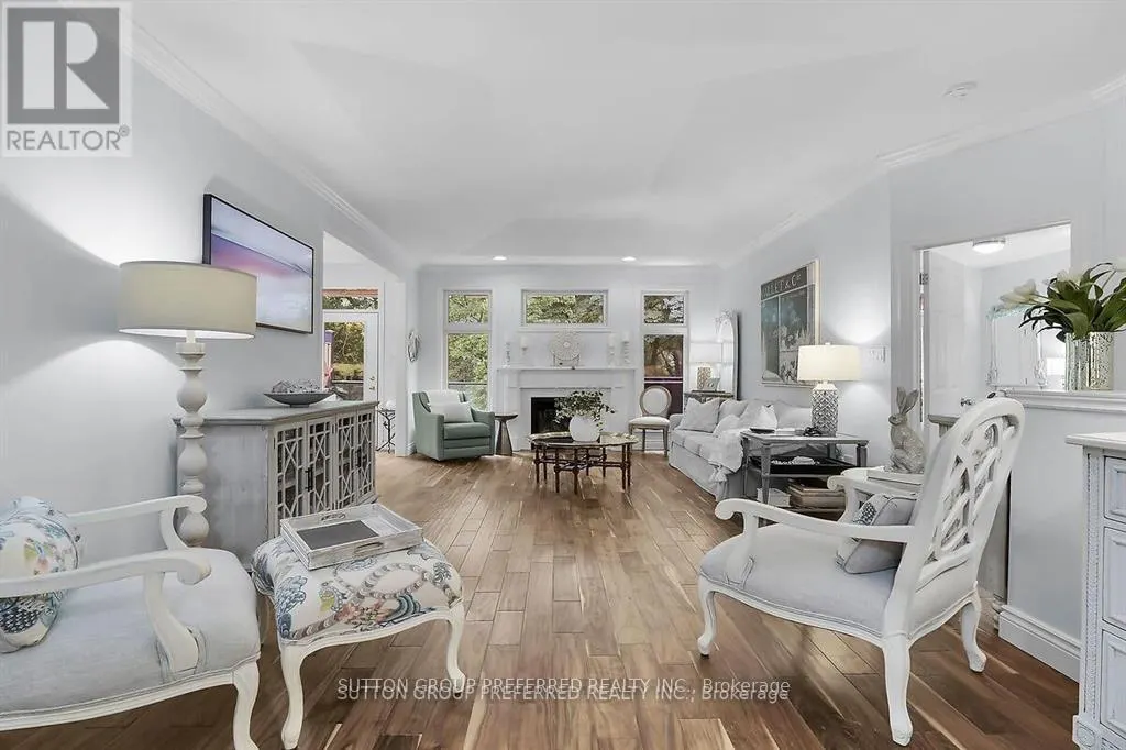 6 - 398 OLD RIVERSIDE DRIVE, #6