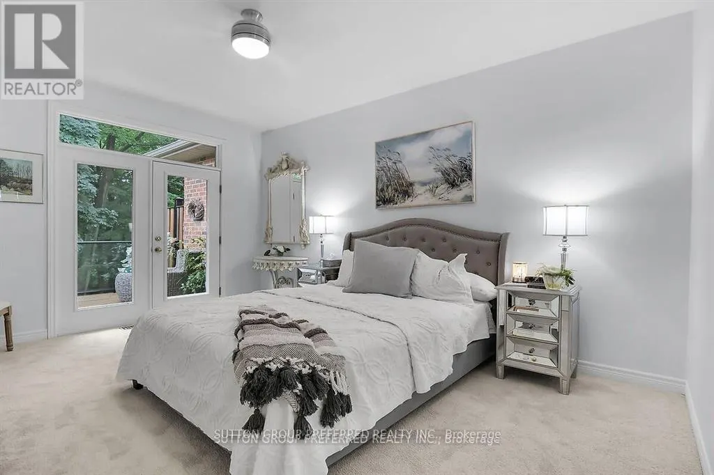 6 - 398 OLD RIVERSIDE DRIVE, #6