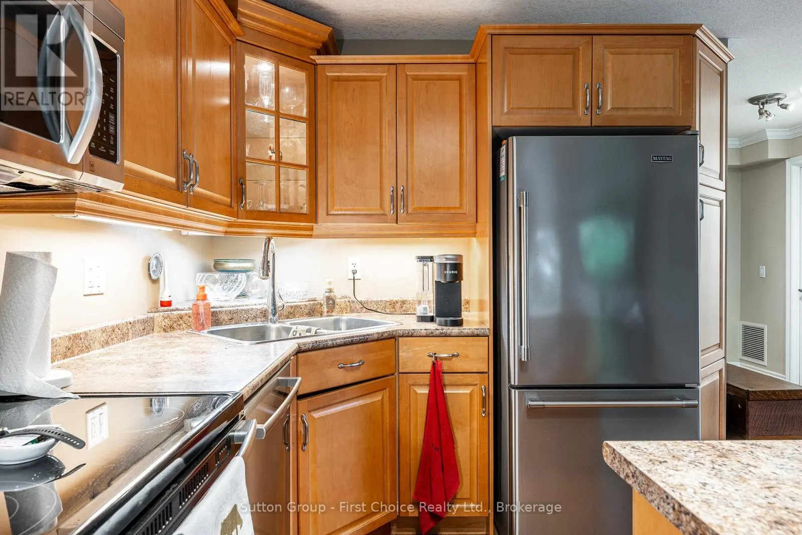 206 - 160 ROMEO STREET, #206
