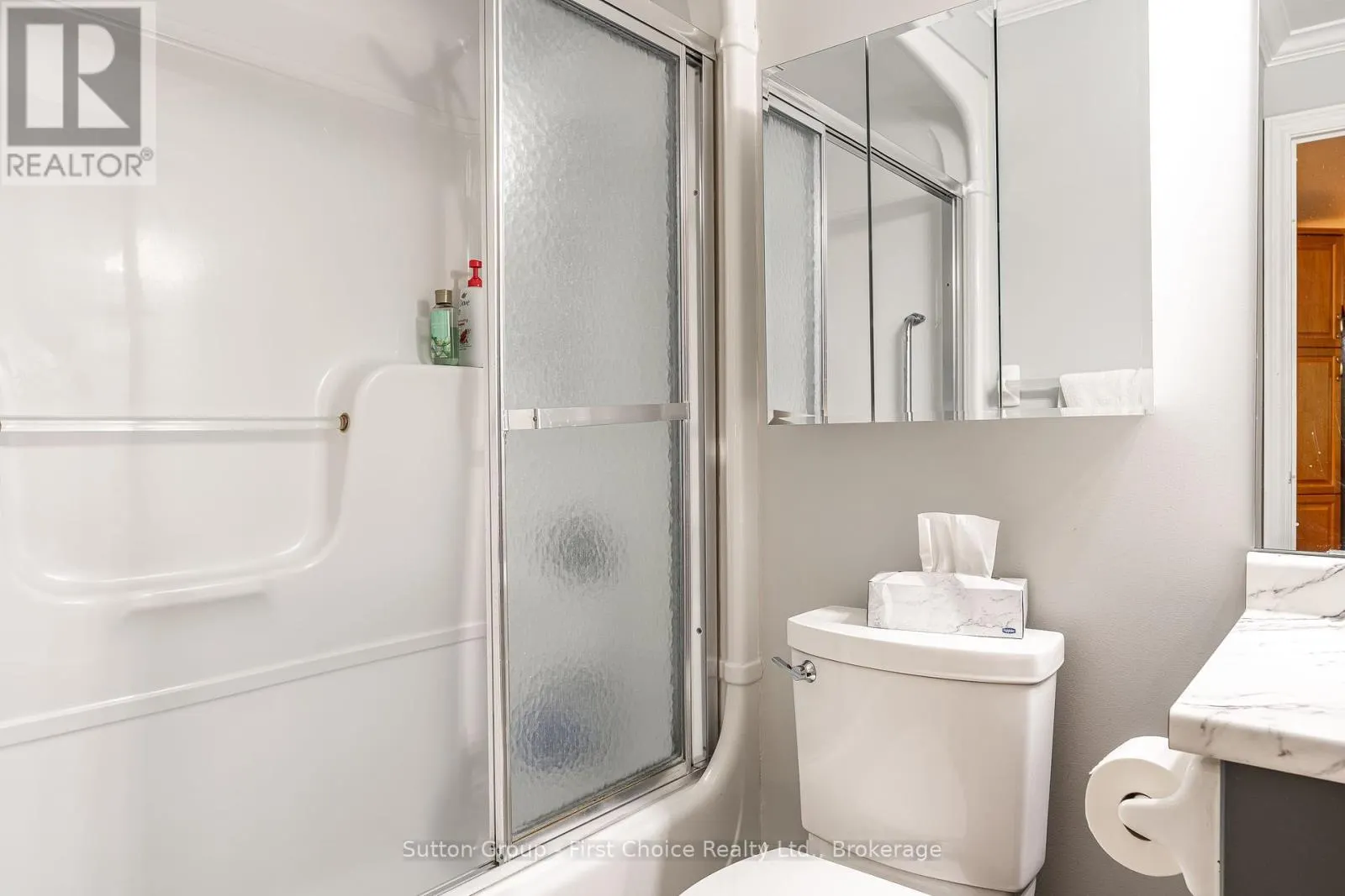 206 - 160 ROMEO STREET, #206