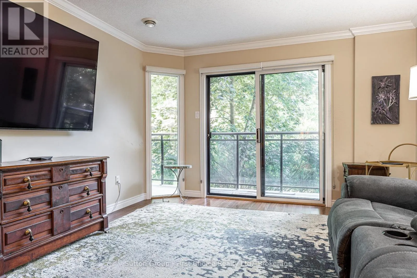 206 - 160 ROMEO STREET, #206