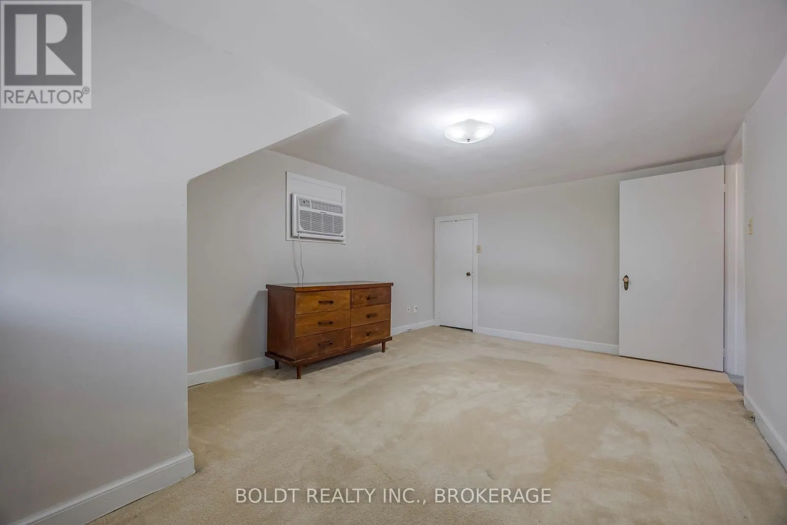 39 LORNE STREET