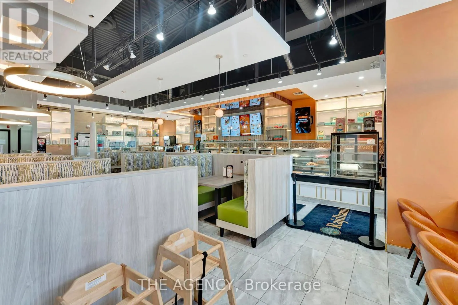 F3 - 218 HENRY STREET