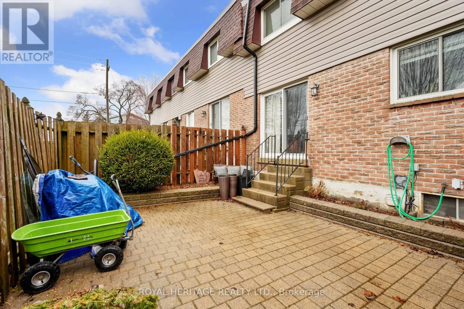 5 - 494 ELGIN STREET W, #5