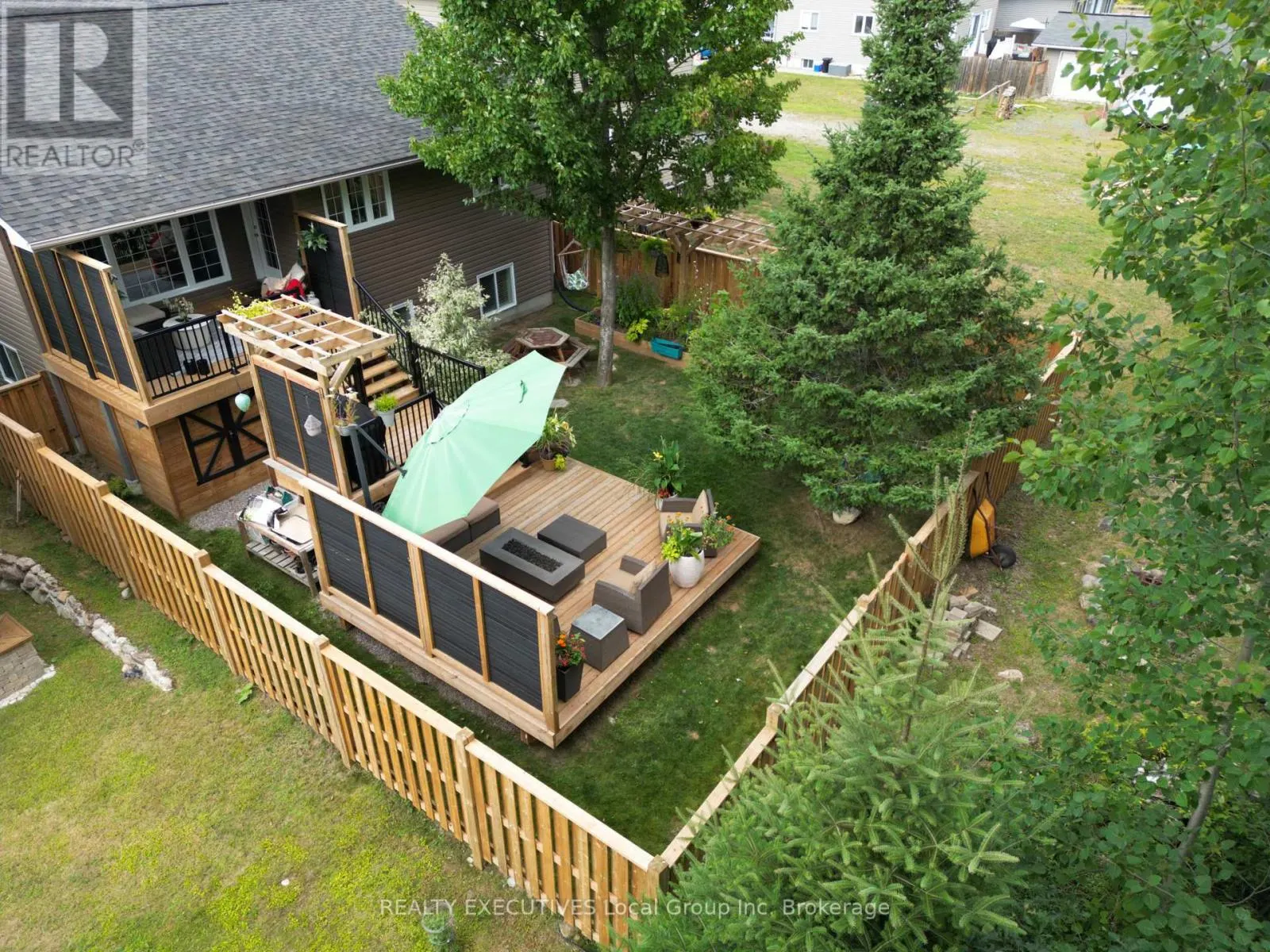 381 THELMA AVENUE