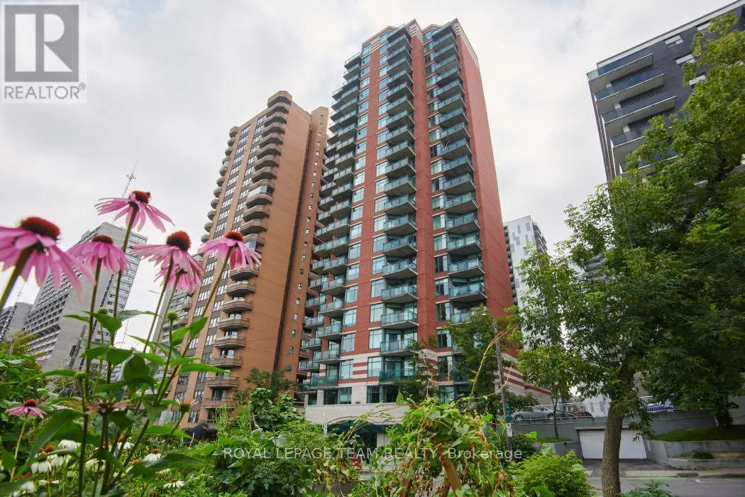 701 - 570 LAURIER AVENUE W