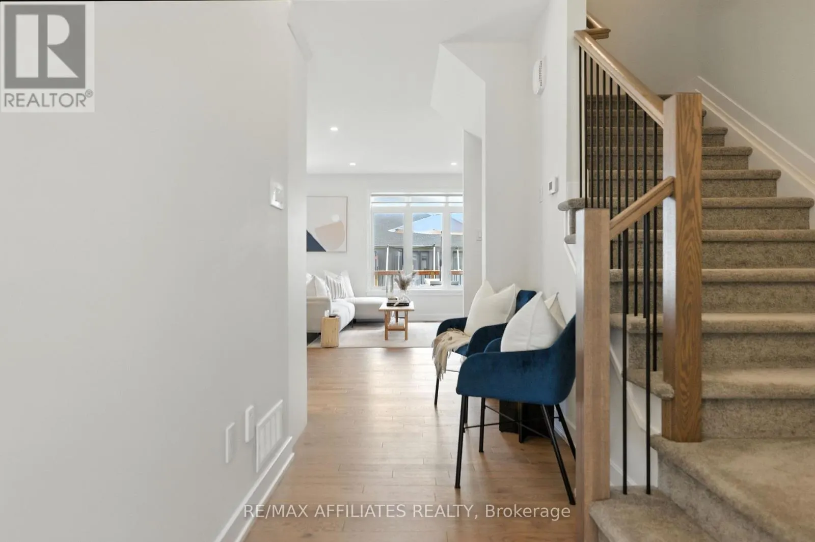 142 THOMAS STREET S