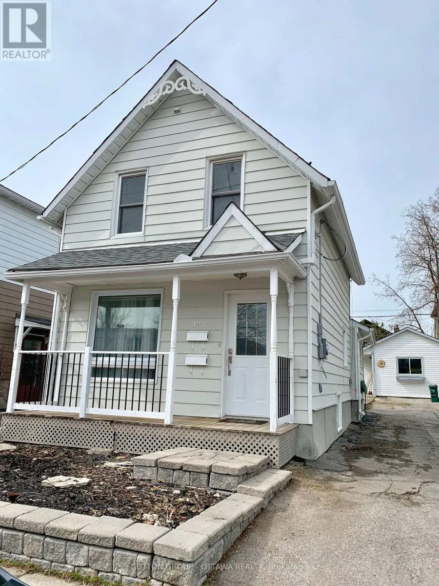 323 MONTFORT STREET