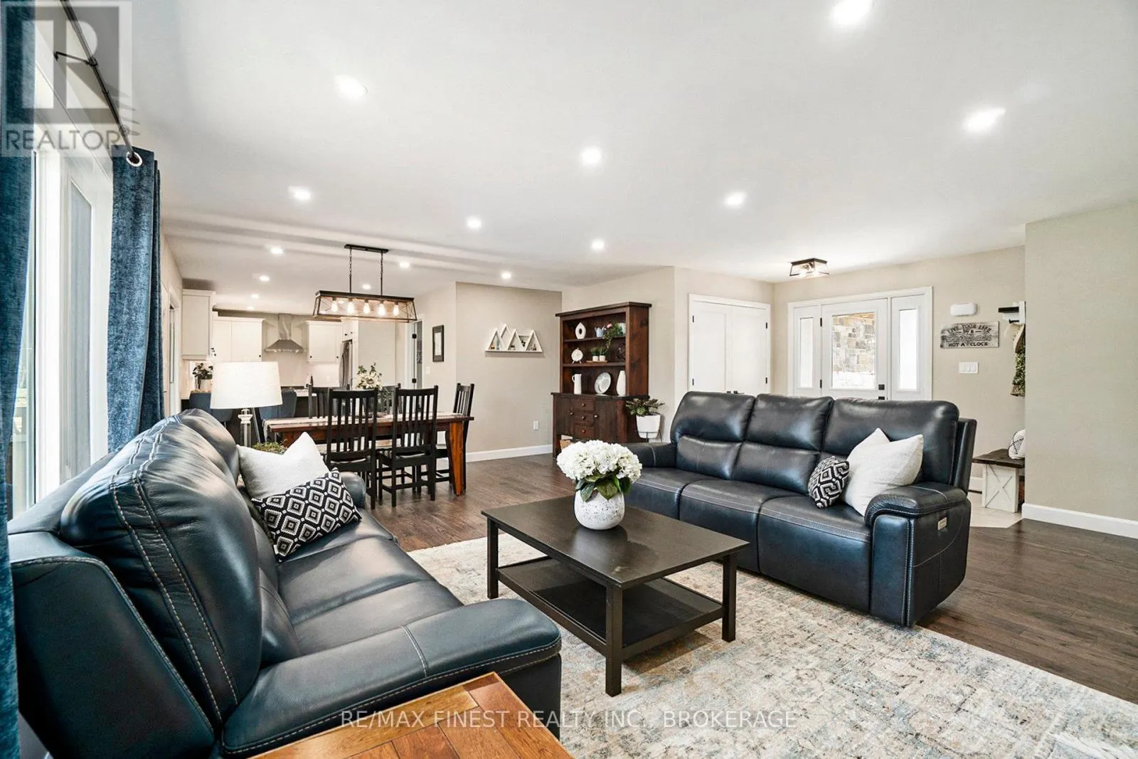 10541 WYLIE WAY