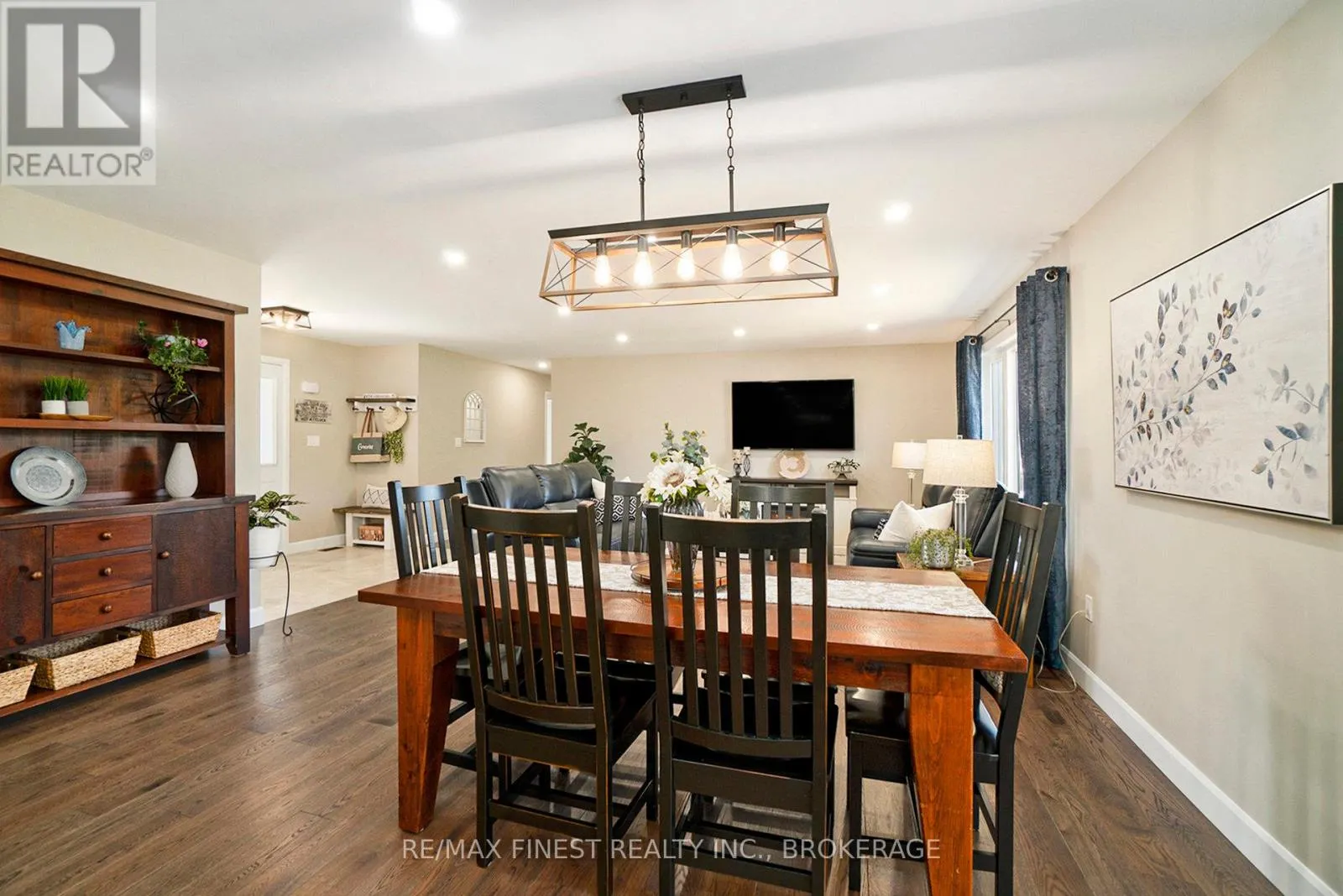 10541 WYLIE WAY