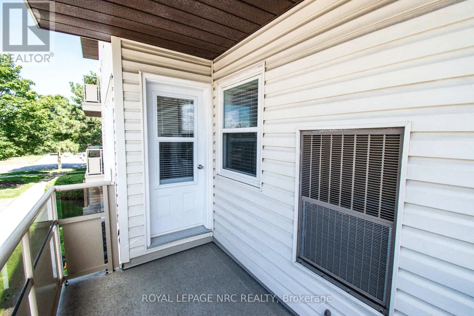 217 - 78 ROEHAMPTON AVENUE, #217