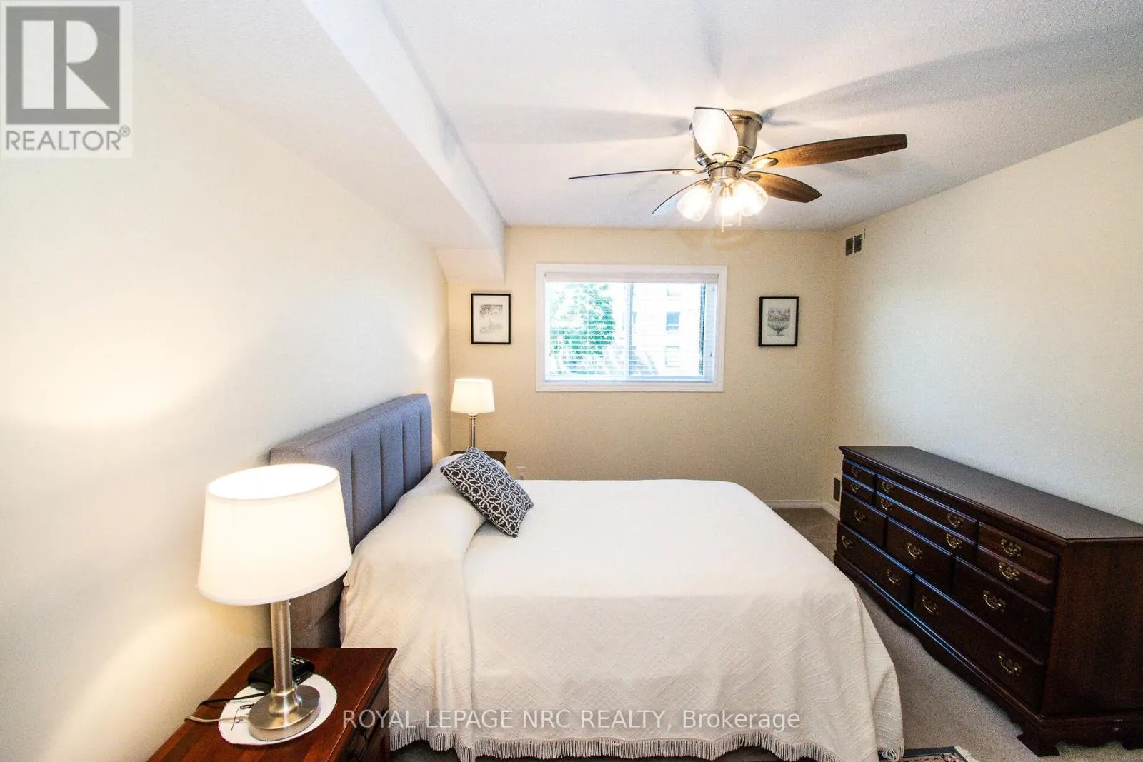 217 - 78 ROEHAMPTON AVENUE, #217