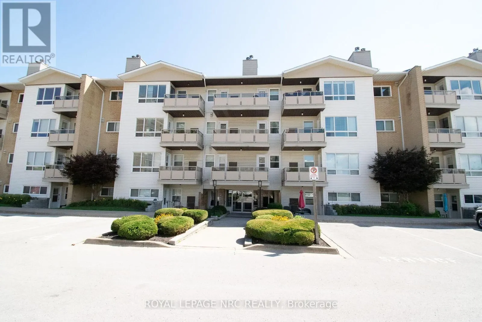 217 - 78 ROEHAMPTON AVENUE, #217
