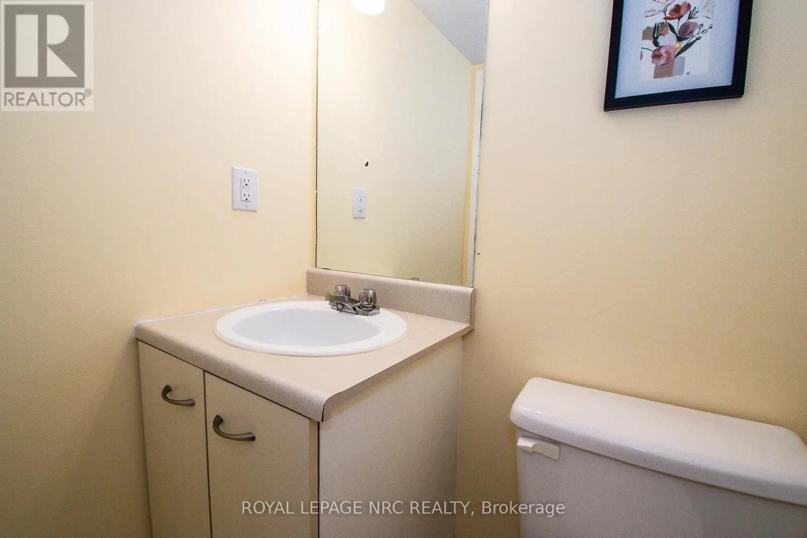 217 - 78 ROEHAMPTON AVENUE, #217