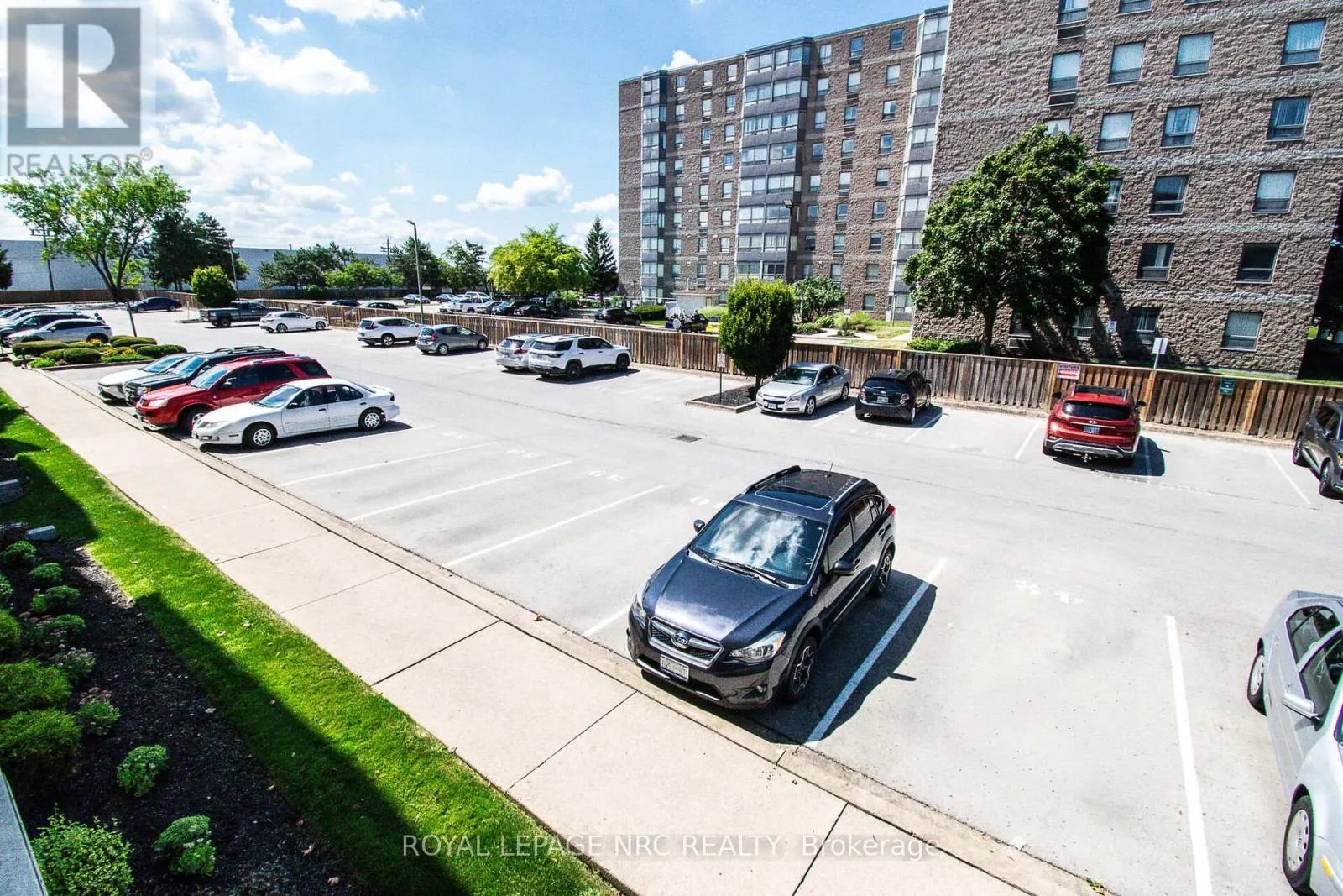 217 - 78 ROEHAMPTON AVENUE, #217