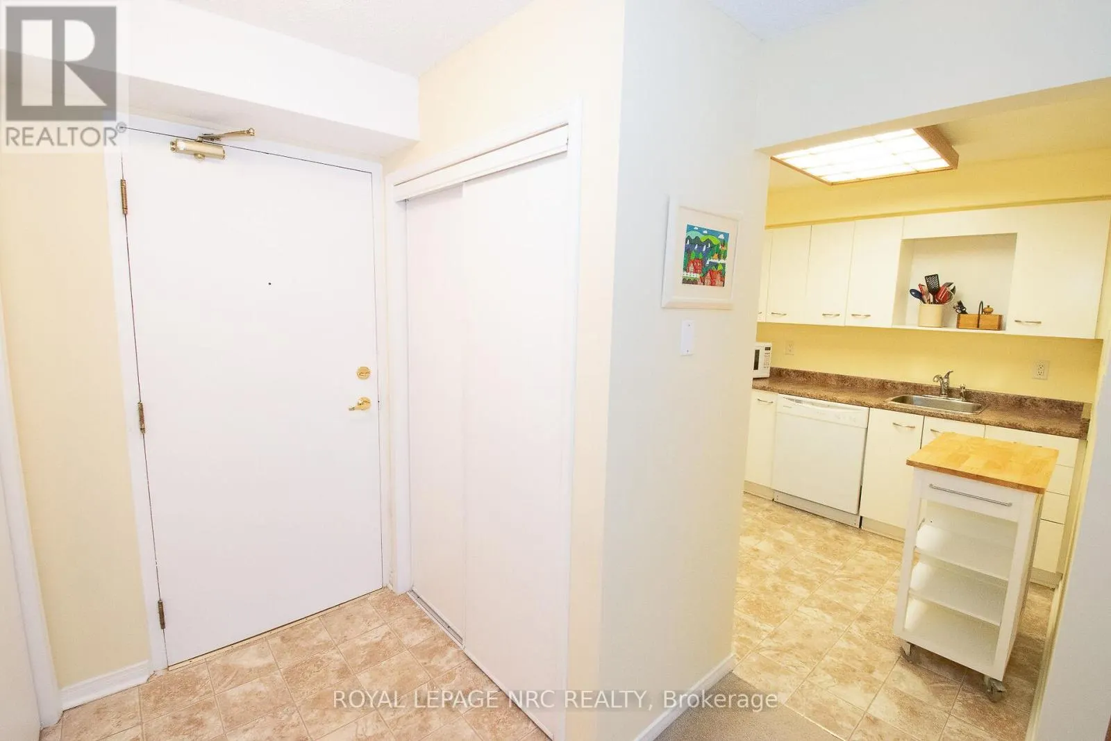 217 - 78 ROEHAMPTON AVENUE, #217