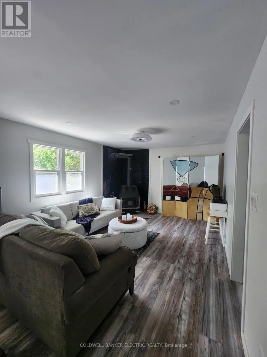 48 HARGRAVE ROAD