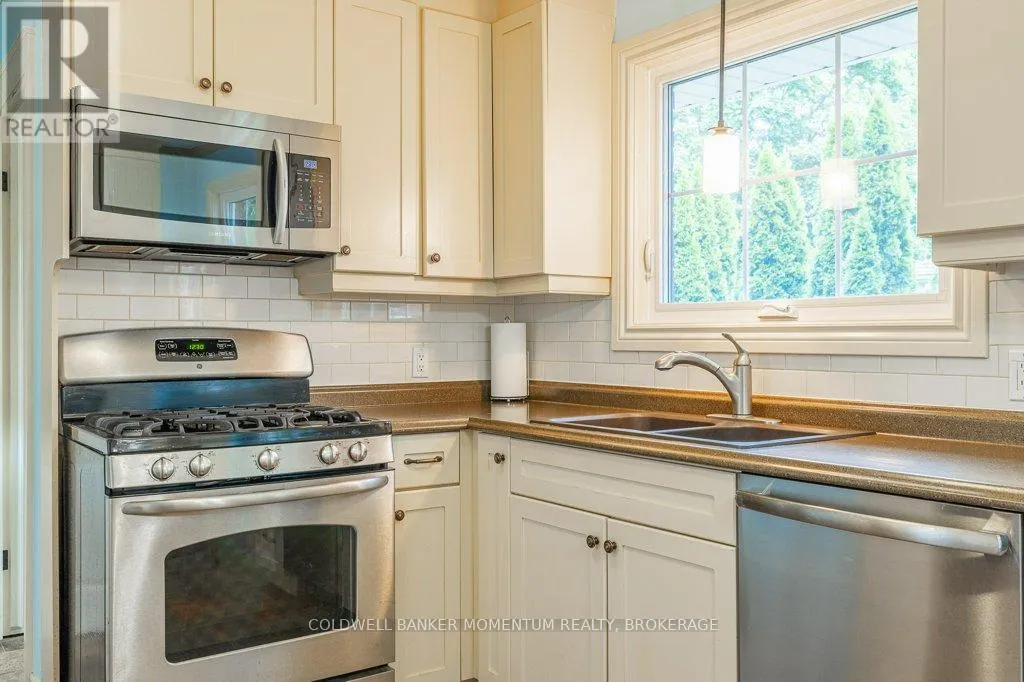4 APPELBY DRIVE