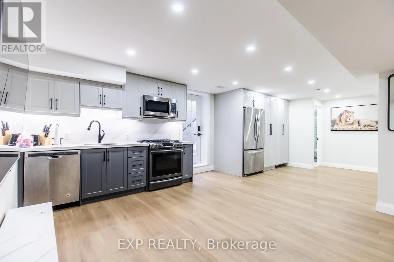 6544 SAM IORFIDA DRIVE