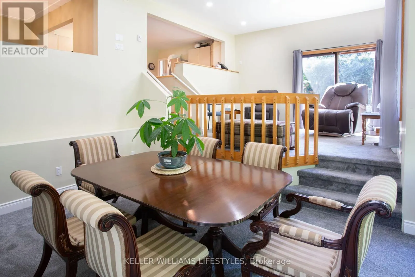 4 BURDOCK COURT