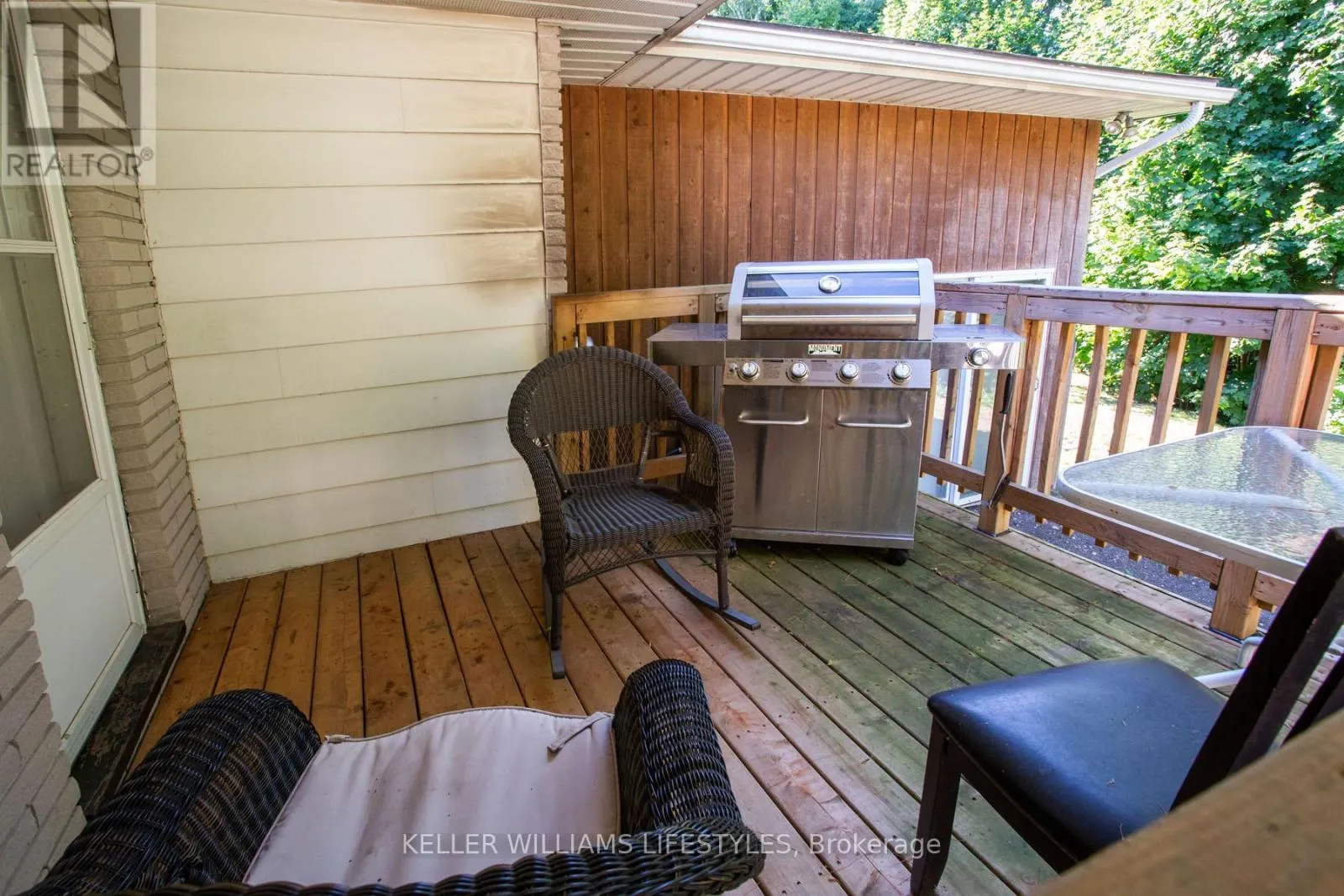 4 BURDOCK COURT