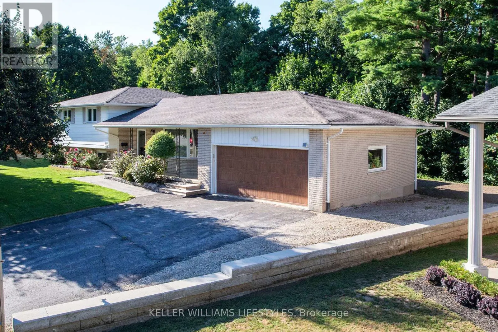 4 BURDOCK COURT