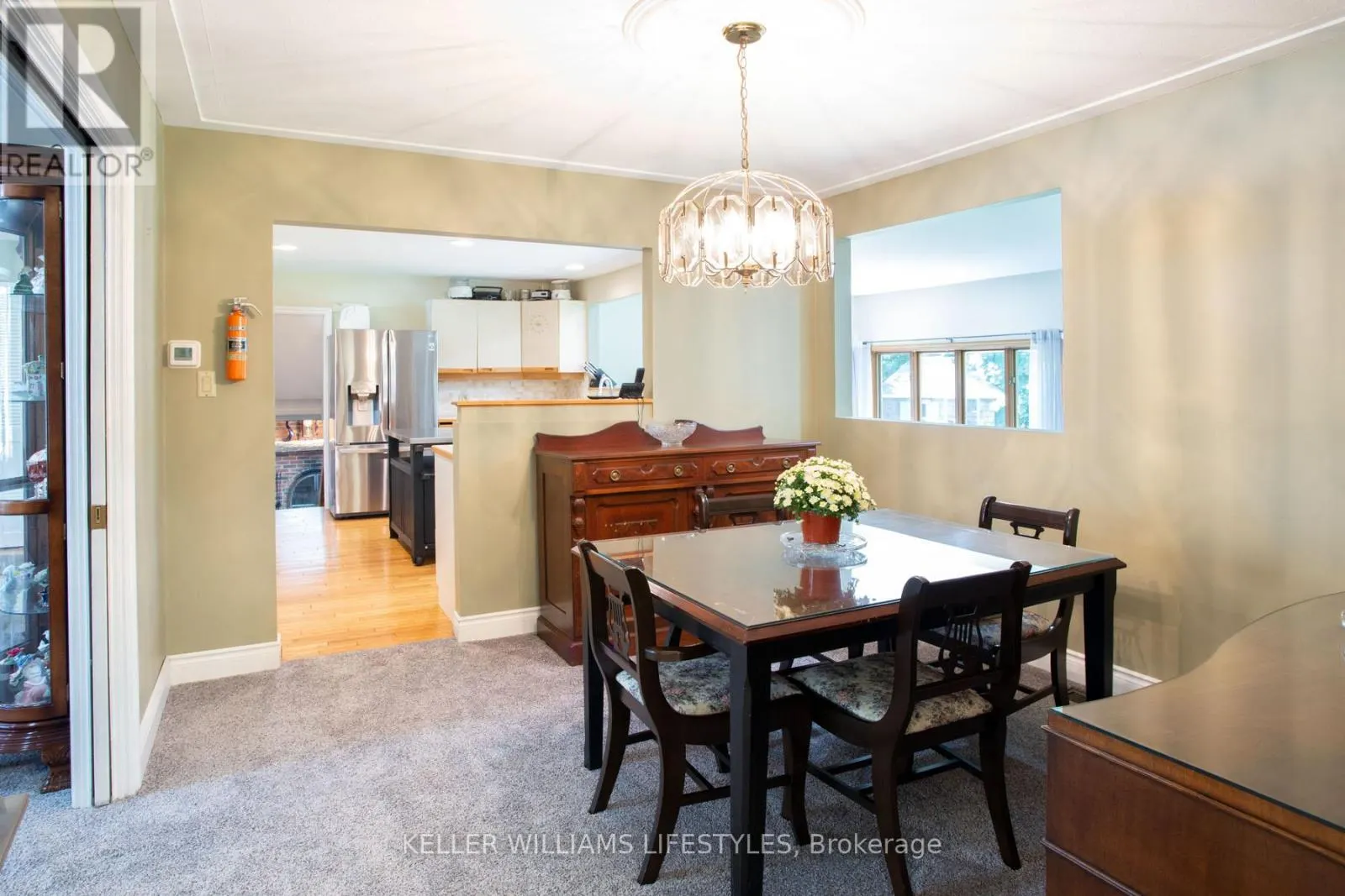 4 BURDOCK COURT