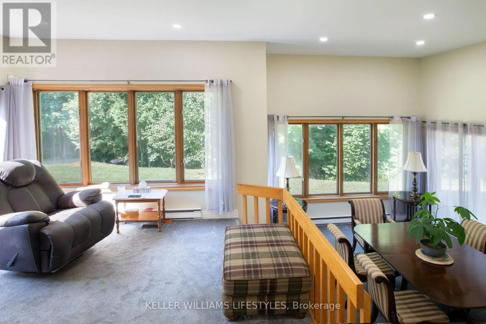 4 BURDOCK COURT