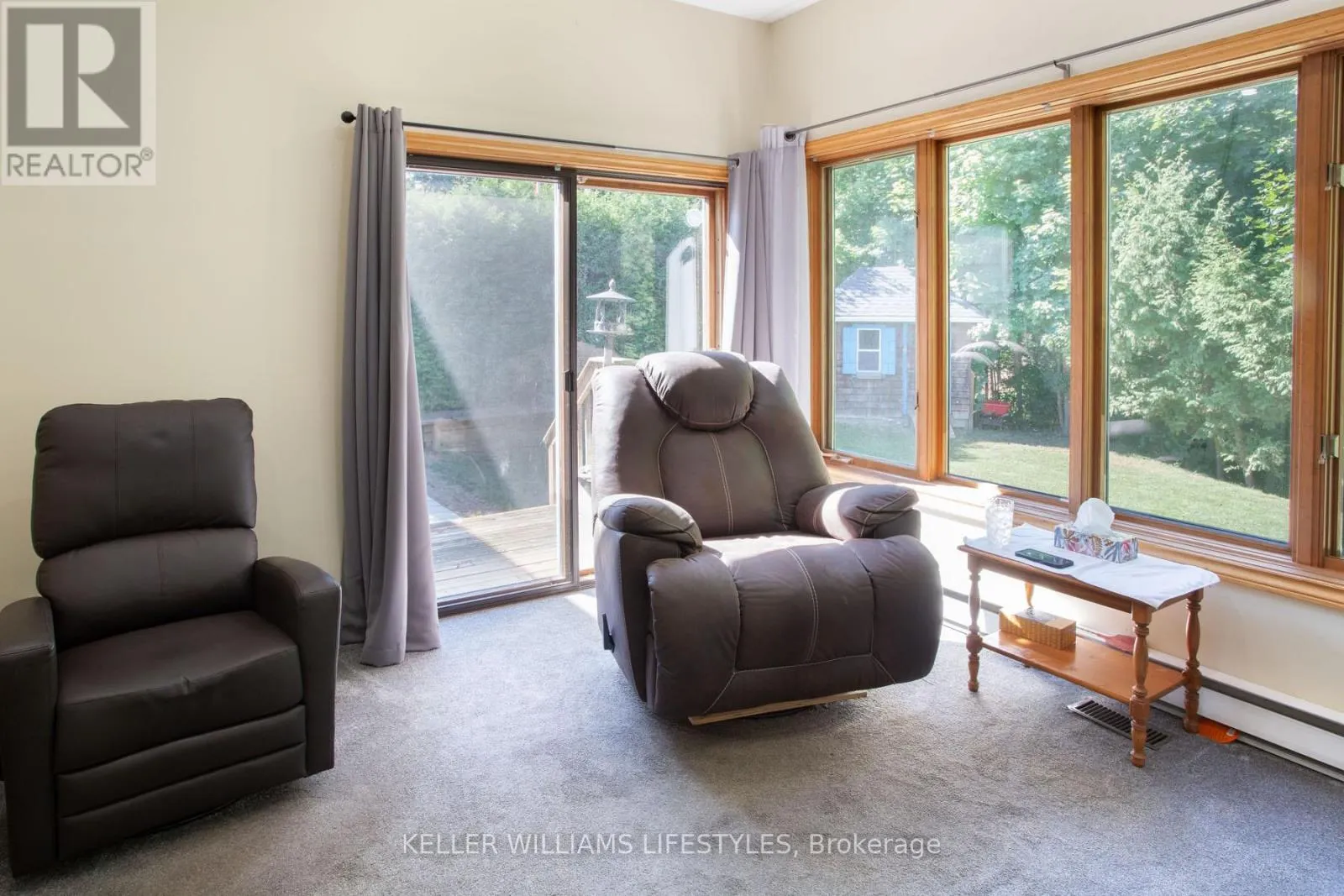4 BURDOCK COURT