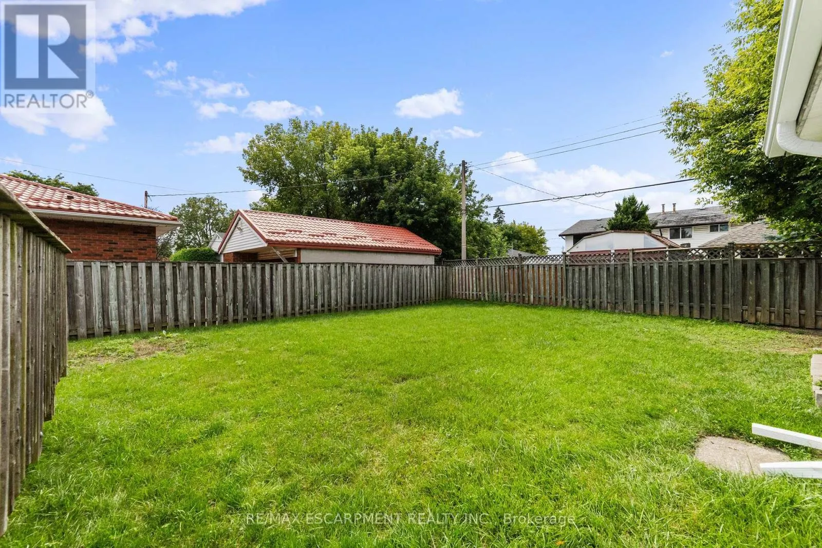 46 BLUEBIRD AVENUE