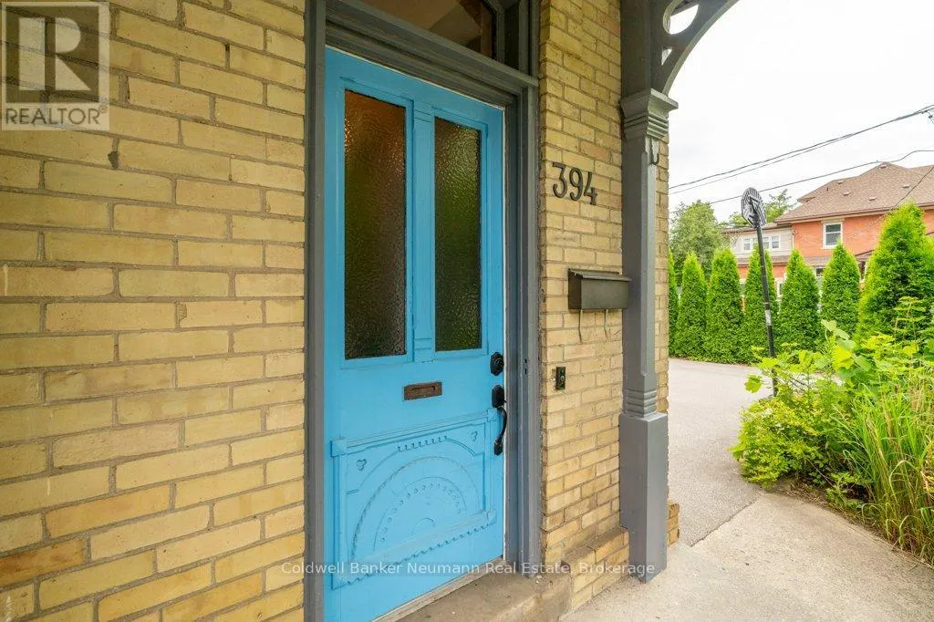 394 WOOLWICH STREET