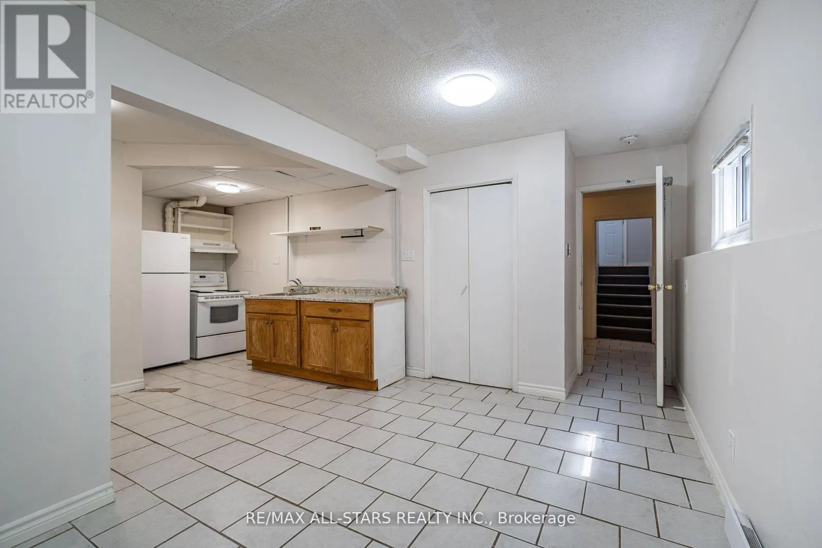 755 MOUNTAIN ASH ROAD