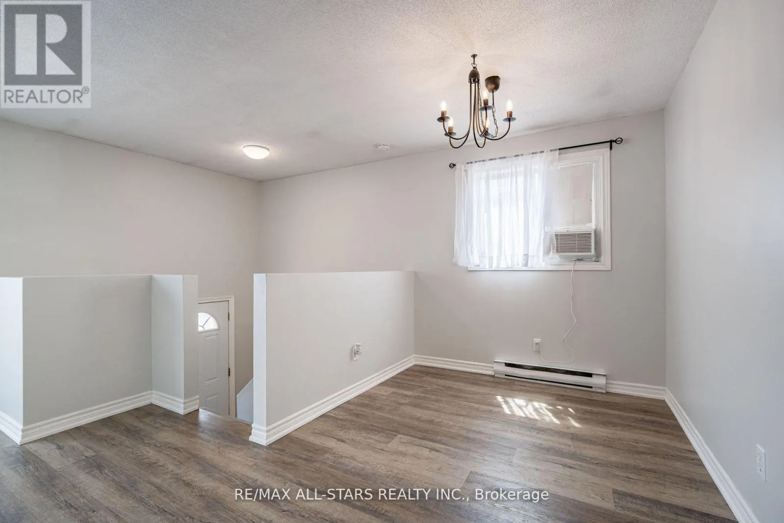 755 MOUNTAIN ASH ROAD