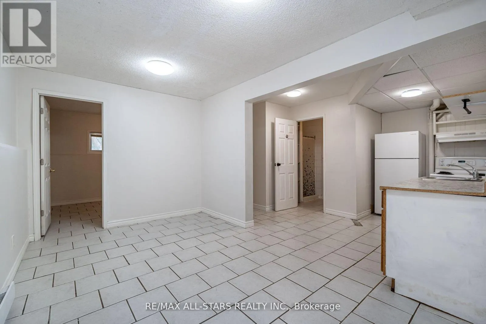 755 MOUNTAIN ASH ROAD