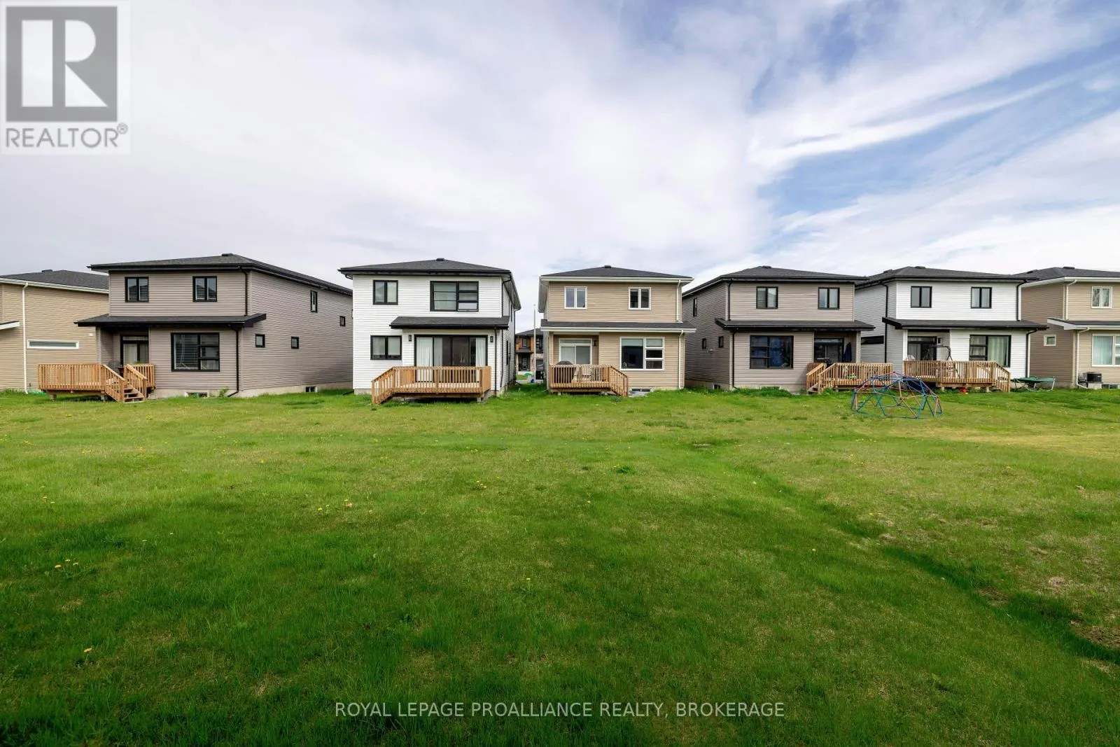 109 SUPERIOR DRIVE