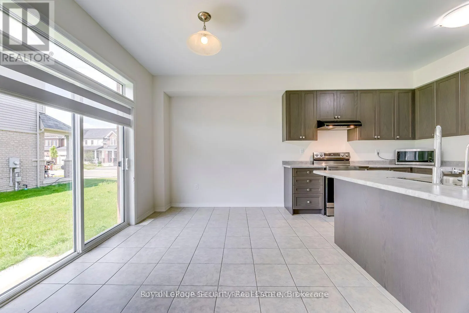 30 WITTEVEEN DRIVE