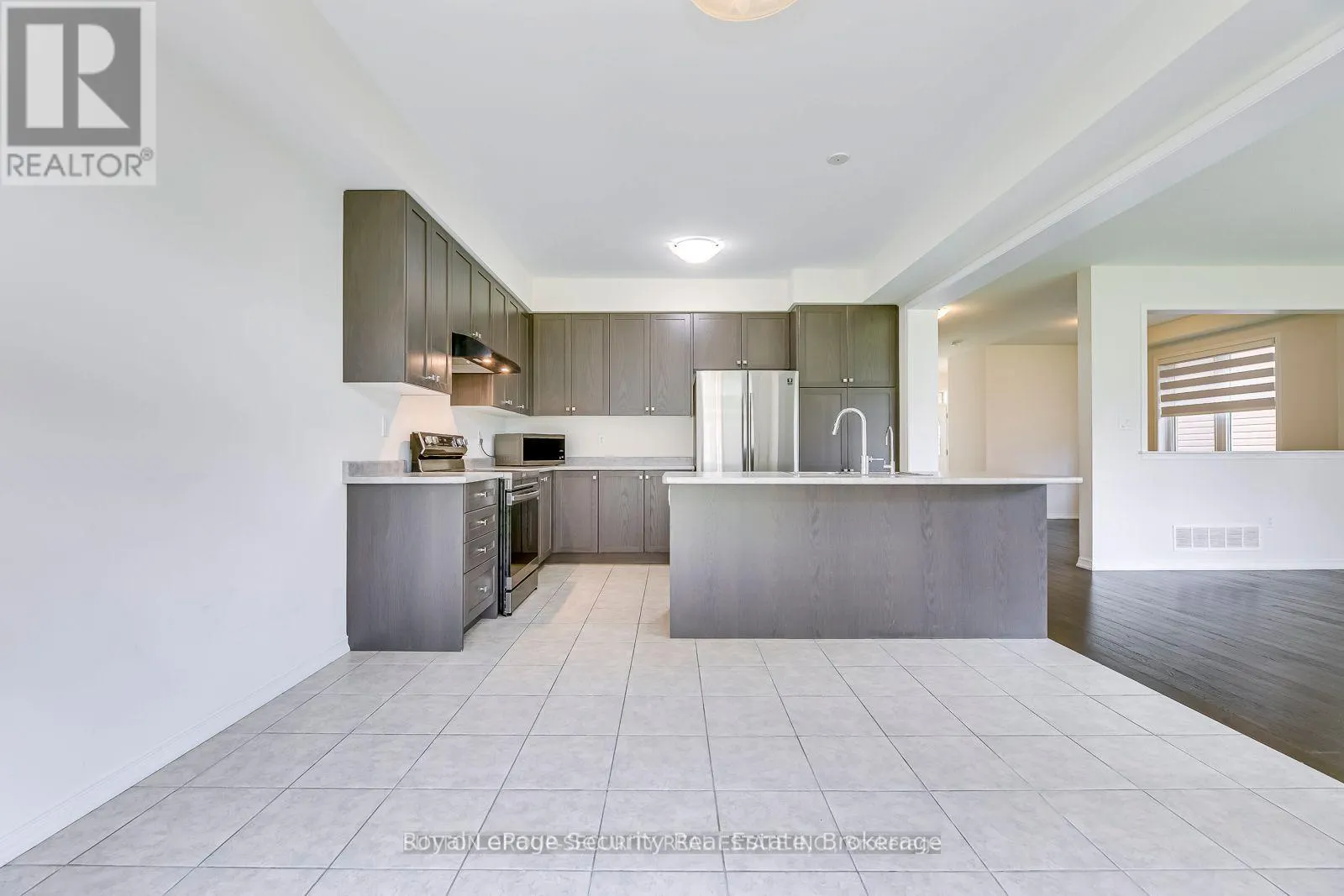 30 WITTEVEEN DRIVE