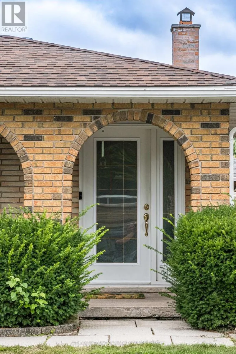 87 BRIDLEWOOD DRIVE
