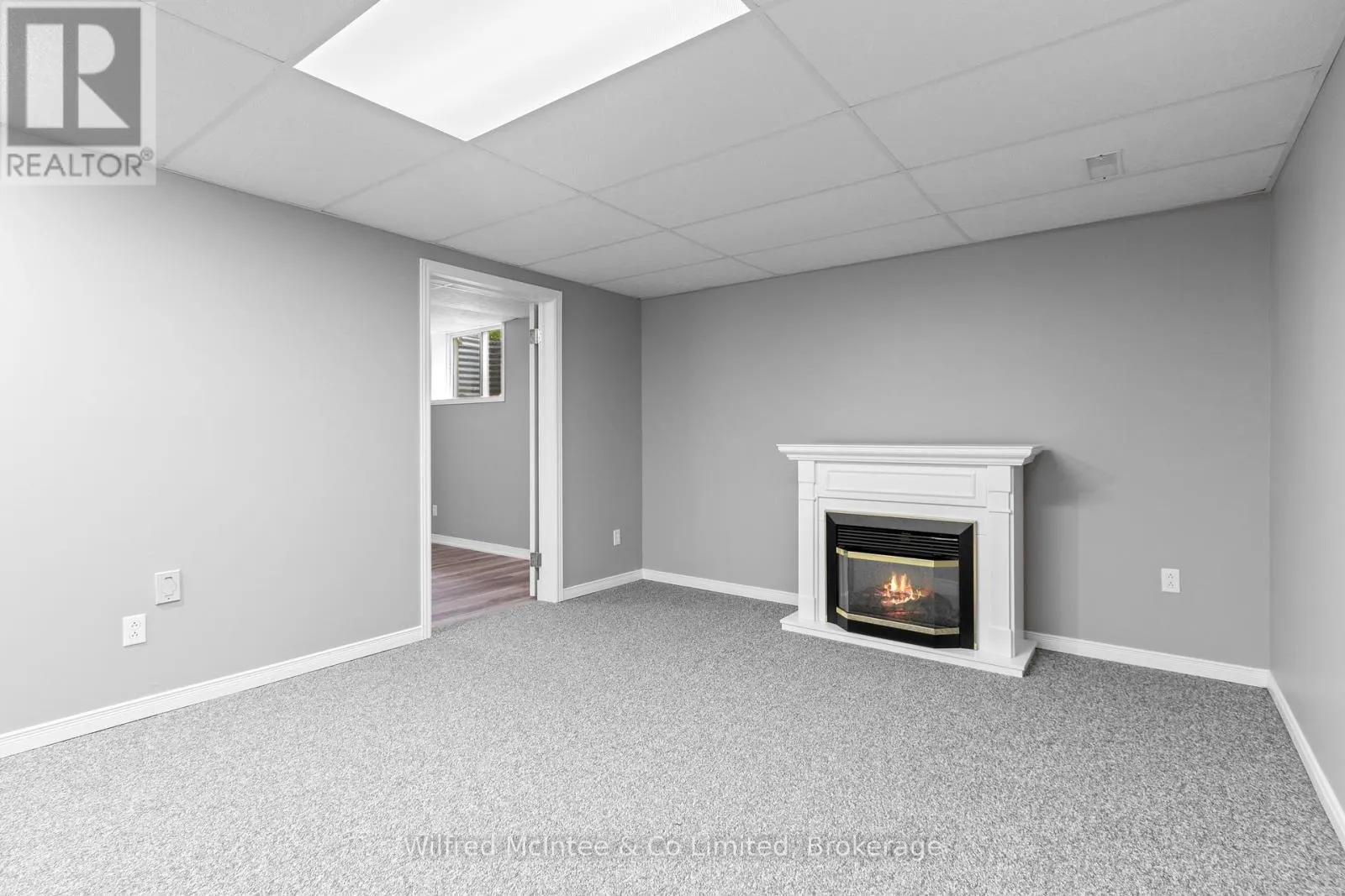 9 - 834 ARLINGTON STREET, #9