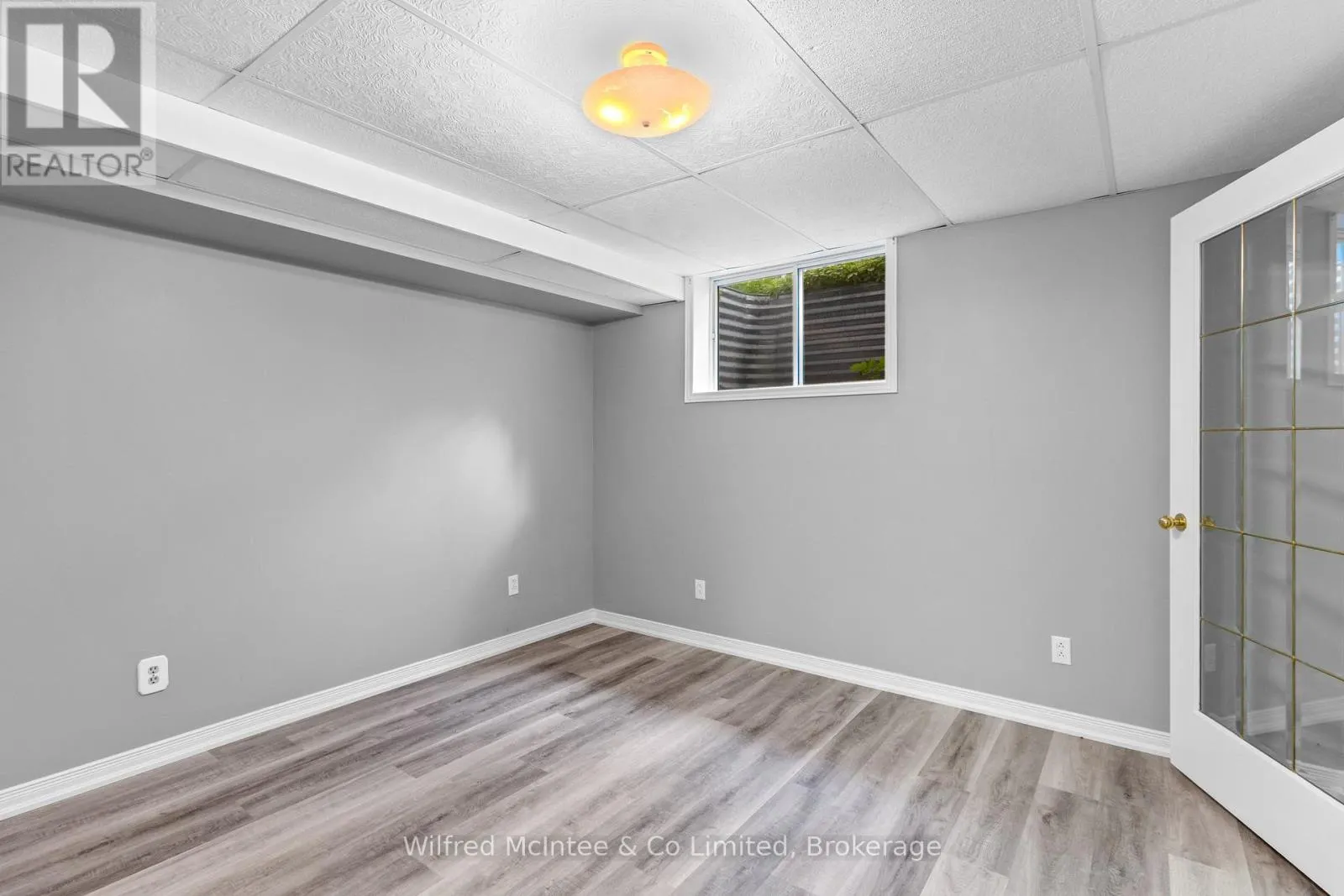 9 - 834 ARLINGTON STREET, #9