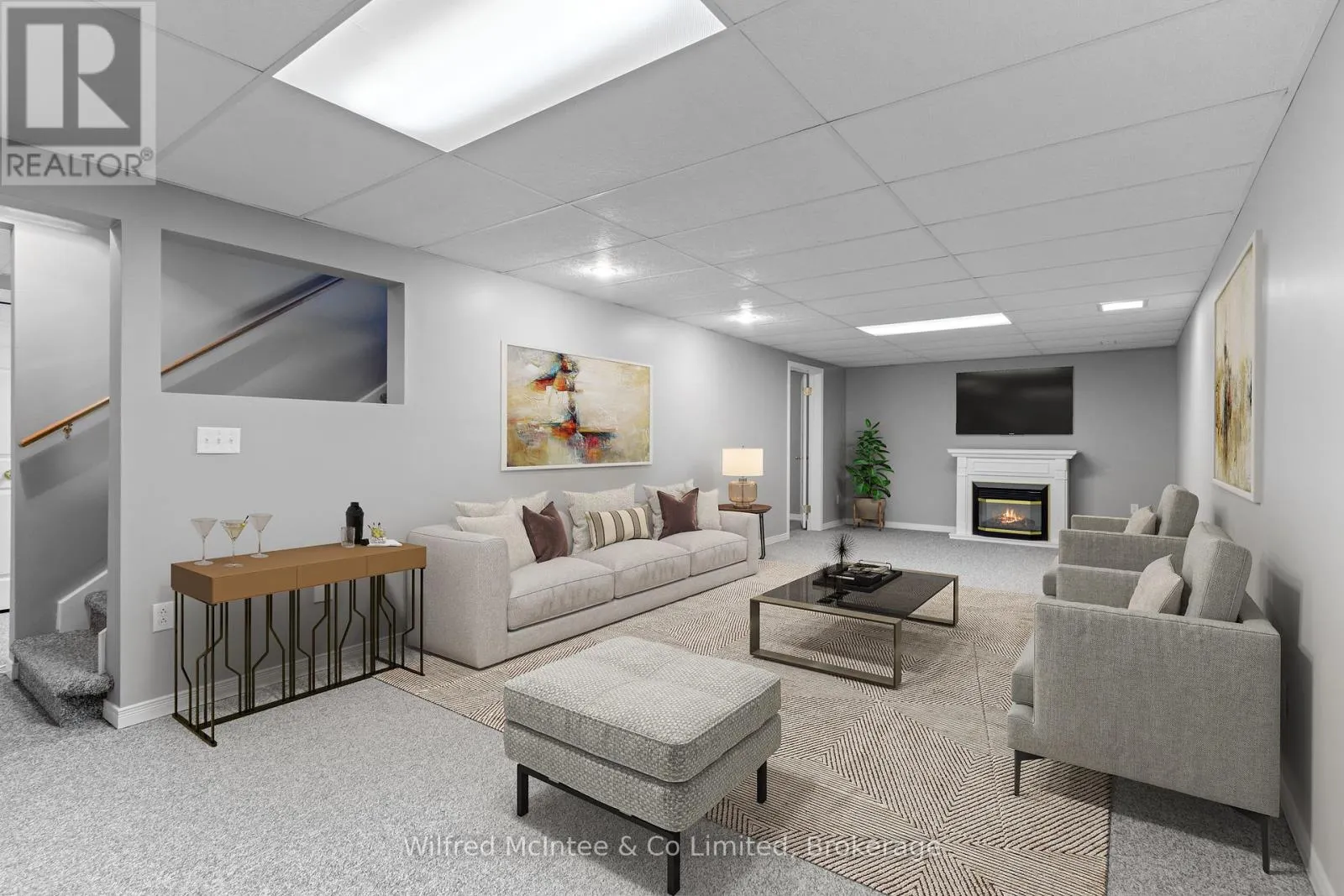 9 - 834 ARLINGTON STREET, #9