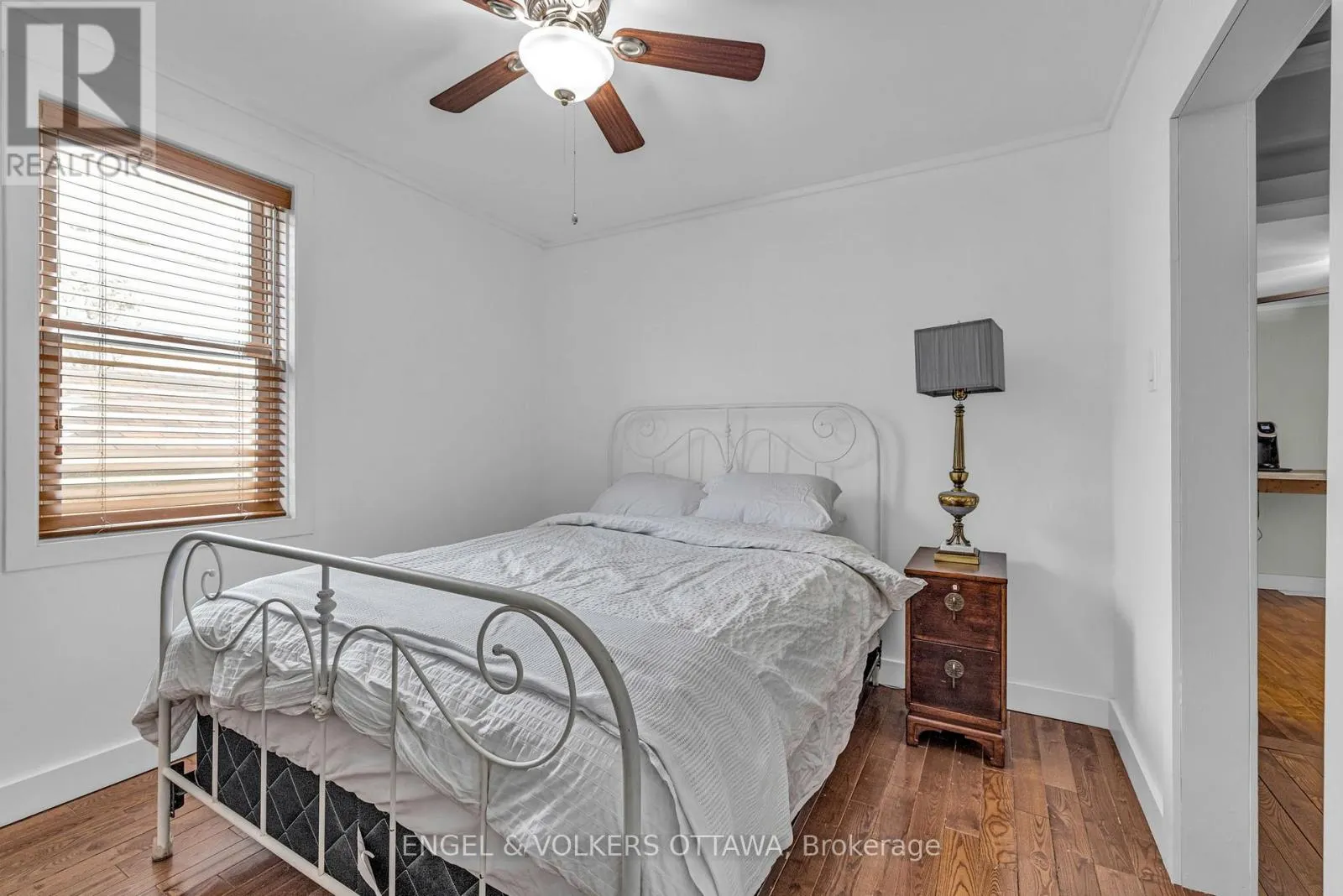 201 - 203 HERITAGE MAPLE WAY