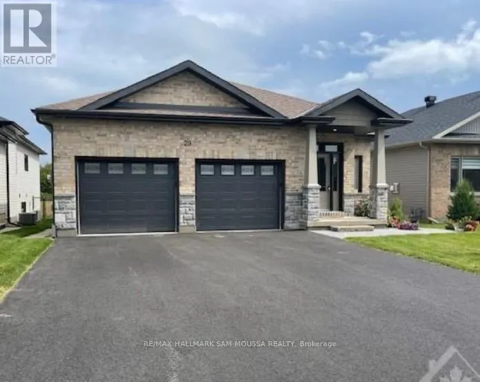 A - 29 SENATORS GATE DRIVE