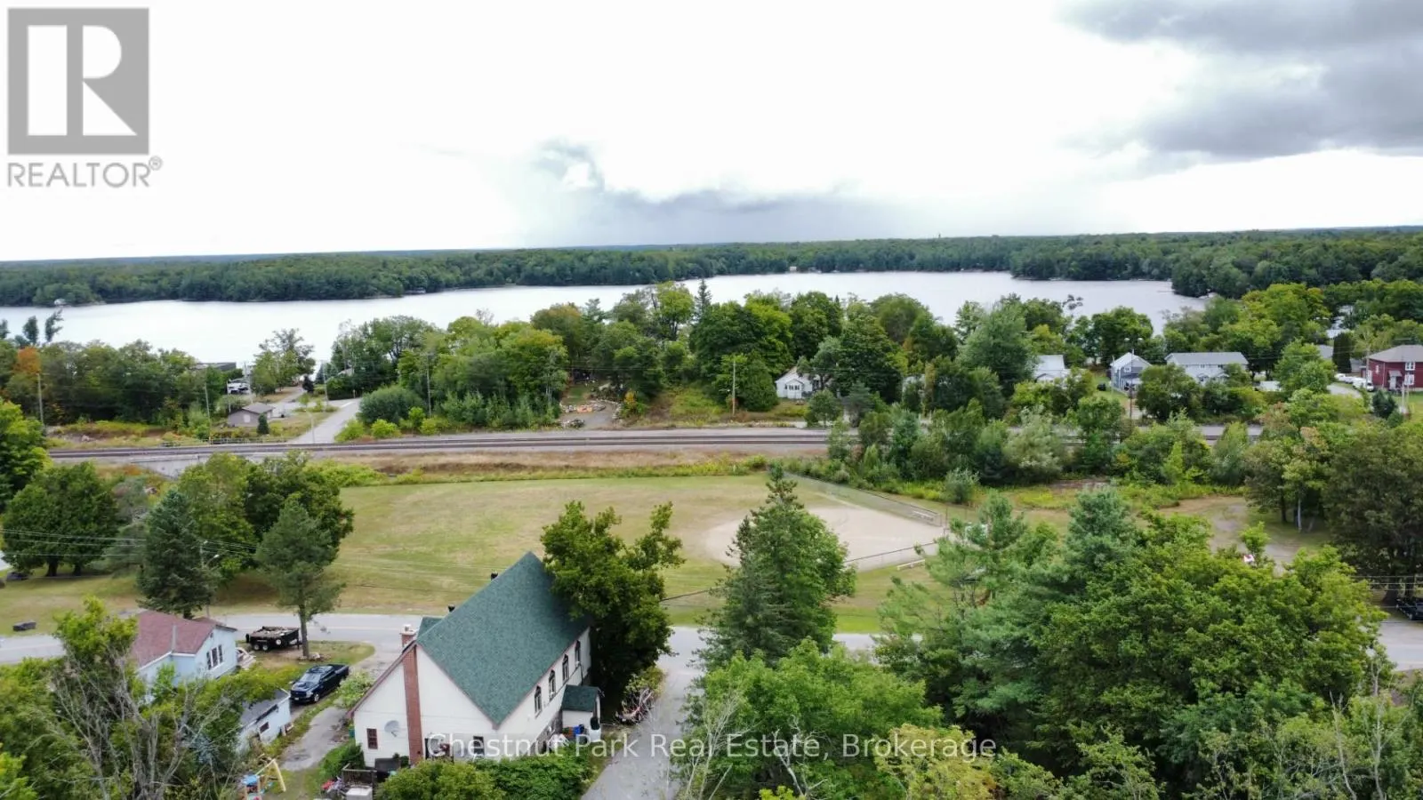 35 MUSKOKA ROAD