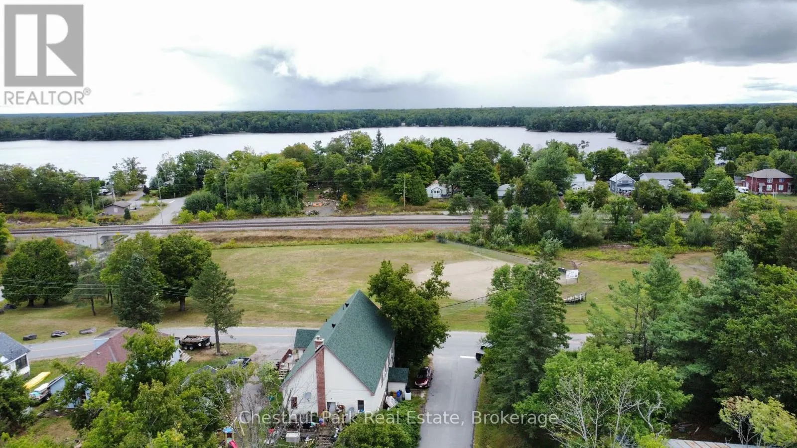 35 MUSKOKA ROAD