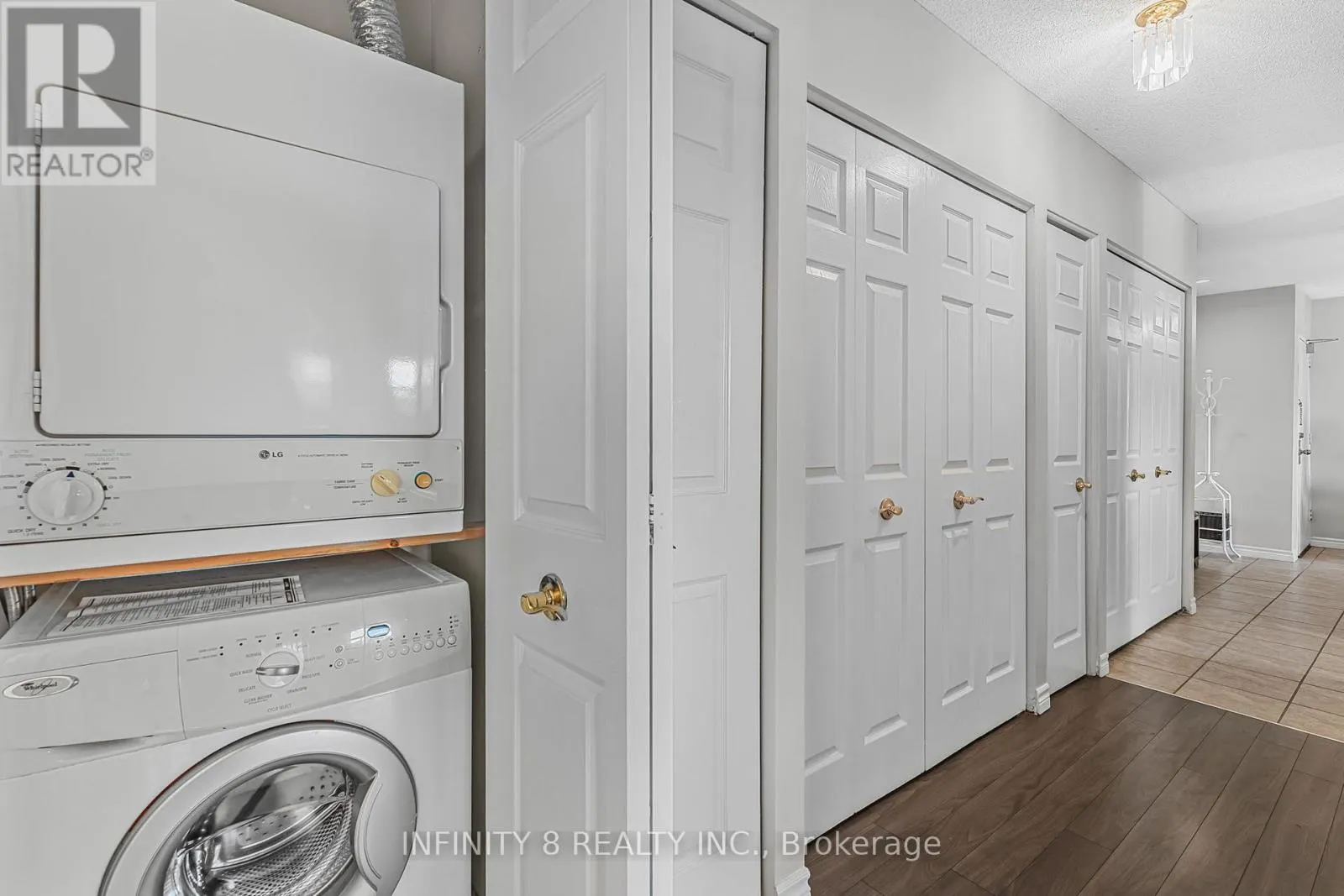 301 - 264 OAKDALE AVENUE, #301